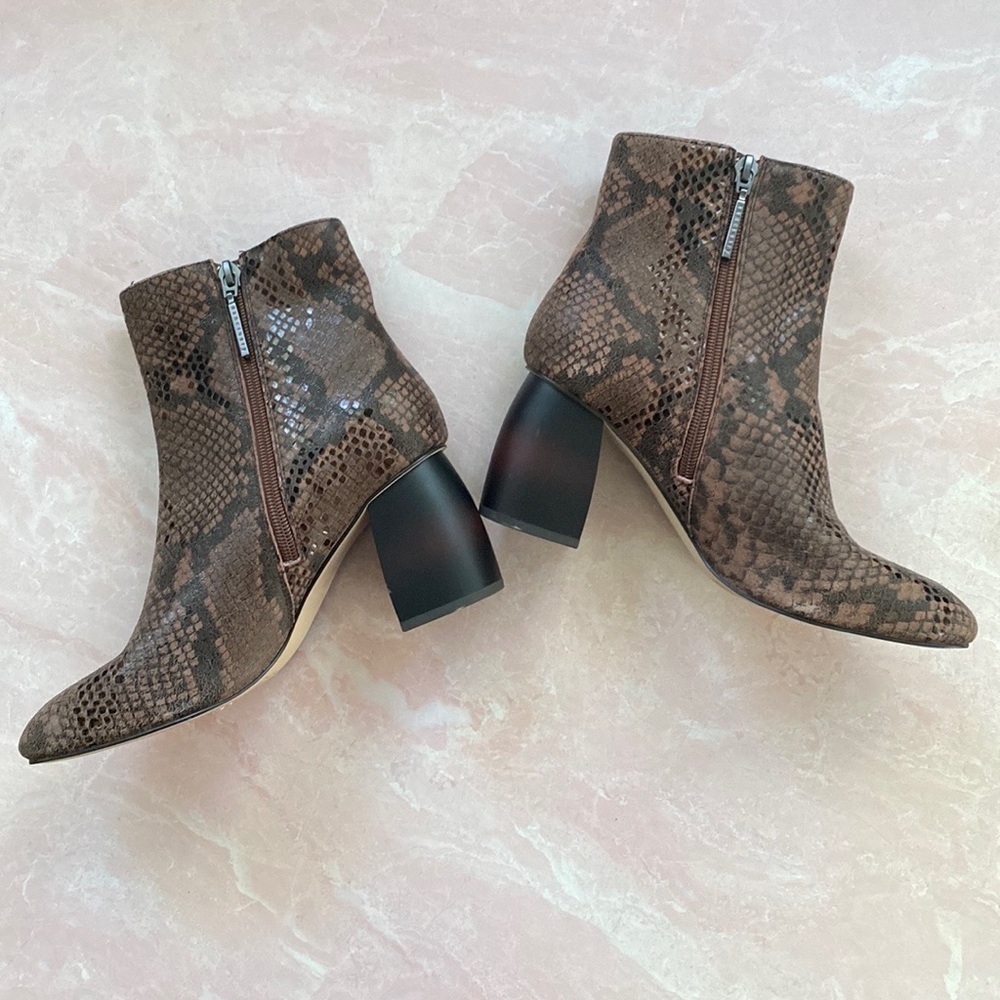 Sanctuary Bossanova Snakeskin Leather Heeled Bootie Sz 7.5M - Picture 2 of 13